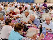 M�s de 25o personas participaron en la comida de Monterroso.