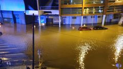 Inundaciones en Bala�dos tras el aguacero de ayer en Vigo