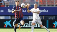 Jon Garc�a, sancionado, no estar� disponible en el eje de la zaga del Racing