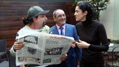 Ricardo Mir�n, con la modelo Blanca Romero, y el presentador de televisi�n Jos� Manuel Parada