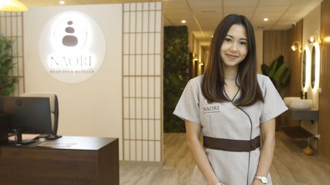 Yelley, en la recepci�n de su establecimiento en Lugo.