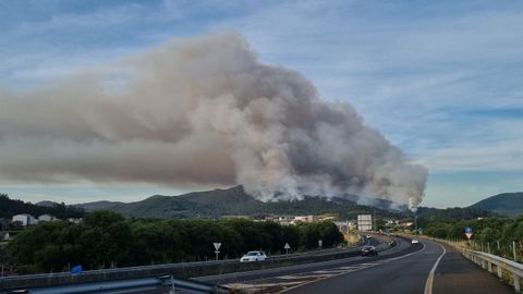 Incendio de Herb�n visto desde Lestrove