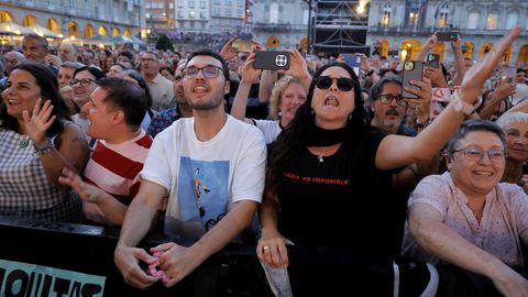 Luz Casal abri� las fiestas de Mar�a Pita