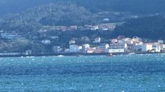 La Salvamar Regulus escolt al pesquero hasta Porto do Son