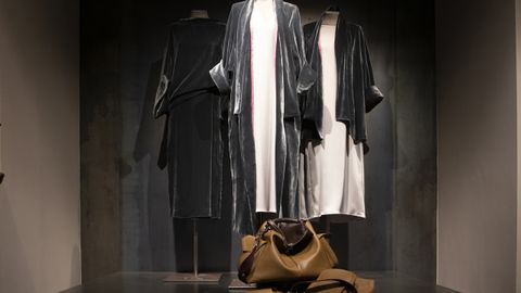 Escaparate de la tienda de Marcos Luengo en Oviedo