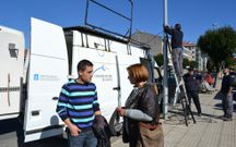 La estaci�n m�vil se instal� ayer en la avenida da Estaci�n de Lal�n