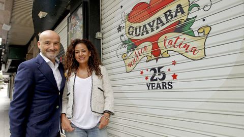Antonio Vargas y Mónica Patiño, en una foto de archivo con motivo del 25 aniversario de local