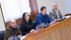 Diputados del Grupo Parlamentario Popular que presentaron la iniciativa.