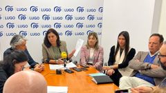 Elena Candia y varios de sus concejales