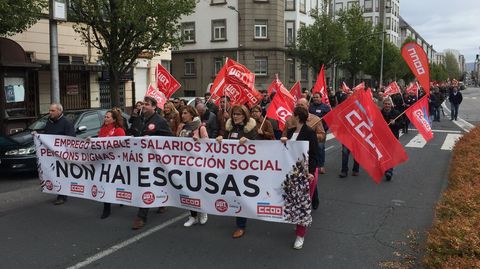 Marcha en Ferrol de UGT y Comisiones Obreras.
