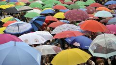 Concentraci�n de paraguas de colores en Mar�a Pita por el D�a Internacional de las Personas con Discapacidad y el Festi= en A Coru�a