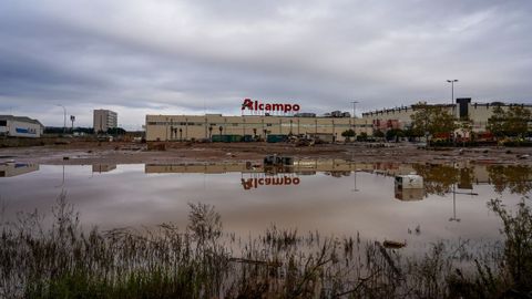 Inundaciones en las inmediaciones del centro comercial Bonaire