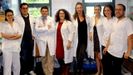Miembros del equipo de microbiolog�a del Chuac, de A Coru�a, que participaron en el hallazgo mundial