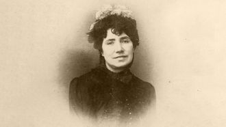 Retrato de Rosal�a de Castro, realizado na Coru�a polo fot�grafo Luis Sellier a fins dos anos 70 ou inicios dos 80 do s�culo XIX.