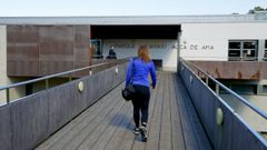 El complejo deportivo se acondicion� en 1993 en antiguas dependencias de la Universidad Laboral. Ahora acaba de adjudicarse por 20 a�os la gesti�n a DOS Deporte, que ha comprometido inversiones por 3 millones.