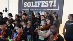 Los fondos recaudados se destinan al proyecto musical Son das Flores