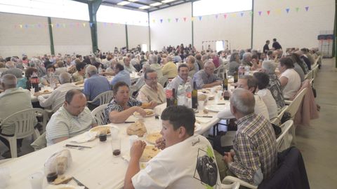 Comida de la tercera edad de Guntn 
