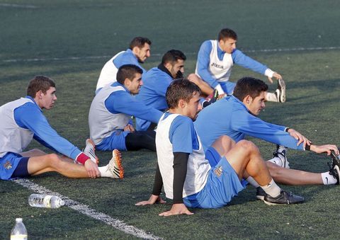 Luisito adelanta que Mourio (en primer plano) ser titular. 