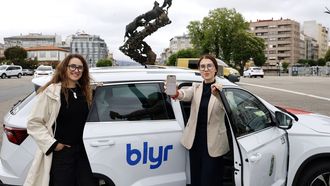 Las dos responsables de la empresa KBO Gesti&oacute;n de Flotas que cre&oacute; la aplicaci&oacute;n BLYR de Radio Taxi y que lleva varios a&ntilde;os dando servicio de software a 10.000 taxis en Espa&ntilde;a