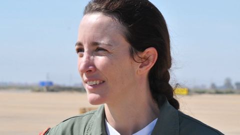 Rosa Mar�a Garc�a-Malea, la primera mujer en la patrulla �guila