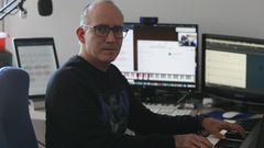 Rafael P�rez imparte clases telem�ticas de piano y franc�s desde su casa en A Coru�a