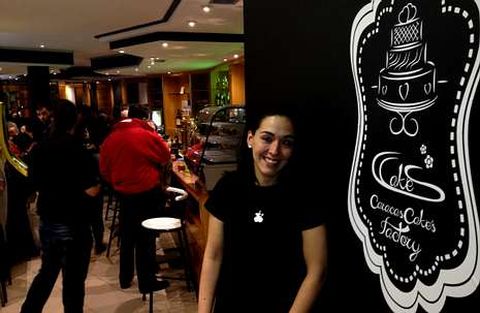 Carolina Mart�n acaba de reabrir el Acapulco con un nuevo aire.
