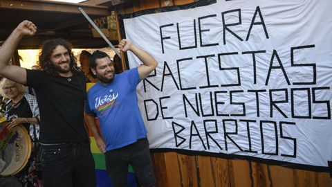 Concentraci�n convocada por AMA Asturies en contra de la agresi�n a dos de sus militantes en San Mateo