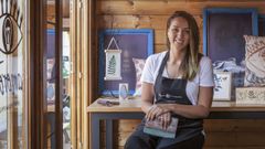 La barbanzana utiliza la estructura como un taller de serigraf�a en el que estampa todo tipo de telas