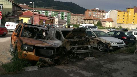 Coches quemados en Mieres