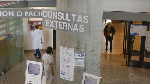 Imagen de archivo del acceso a las consultas externas del Marcide