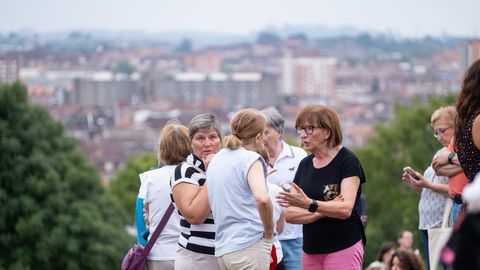 Eclipse total en Asturias desde el Parque de los Pericones, en Gij�n