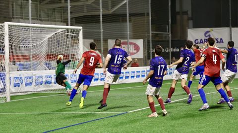 El Estradense super el cansancio acumulado por su duelo entre semana de Copa Federacin frente al Bergantios (imagen del partido)