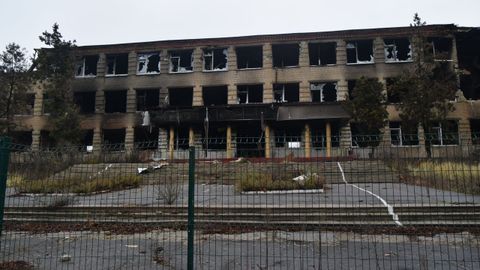 El colegio de Malaya Rohan destruido por los ataques rusos.