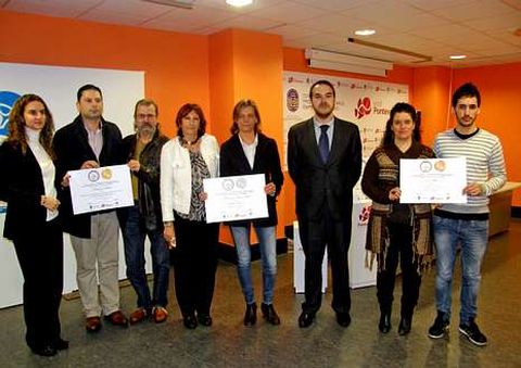 Los premios se entregaron ayer en la oficina tur�stica de la Casa da Luz.