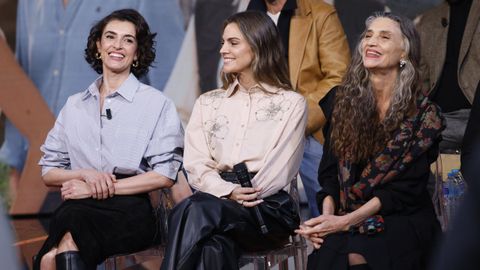 Blanca Romero, Amaia Salamanca y �ngela Molina en la presentaci�n de la serie.