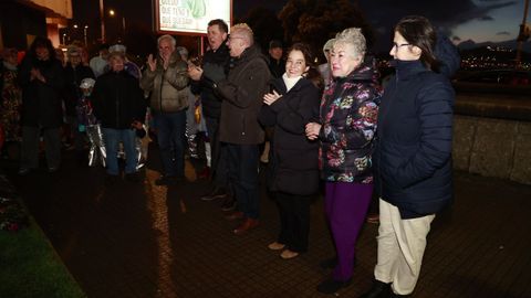 En la Casa do Sol se celebr� el emotivo homenaje y la ofrenda floral a Nito y Ant�n de Santiago