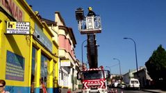 Los bomberos tuvieron que auxiliar a un hombre en Acea de Ama