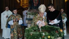 Un momento del acto de solemne apertura del ao jubilar en la catedral de Ourense