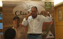 Chus Puras explica las caracter�sticas del Clio Raid Marrakech. 