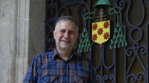 El catedr�tico de la USC Lourenzo Fern�ndez Prieto se encarga de dirigir el centro
