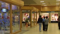 Kiddy's Class, al fondo, en el centro comercial Finis Terrae