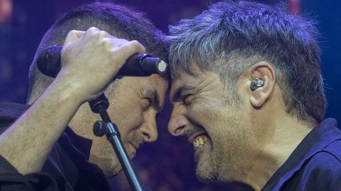 Os populares artistas Estopa