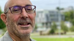 Ant�n Baamonde publica �Unha nova Olanda�.