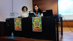 Eva Fern&aacute;ndez y Eva Rubi&ntilde;os, madres de Foz, en la jornada sobre autismo que organizaron en el Cenima el pasado 2 de abril