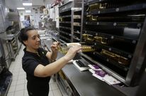 Ricardina ha abordado distintos puestos de trabajo en los 20 aos que lleva en McDonald?s. 