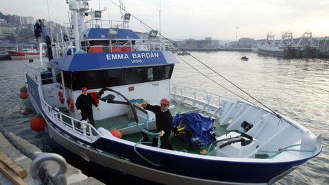 Imagen de archivo del Emma Bardn atracando en el puerto de Vigo