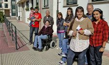 Un grupo de vecinos de Teo decidi� en septiembre reclamar un incremento de frecuencias.