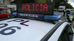 Los agentes de la Polic�a Local de Vilagarc�a interceptaron al veh�culo que transitaba de forma err�tica