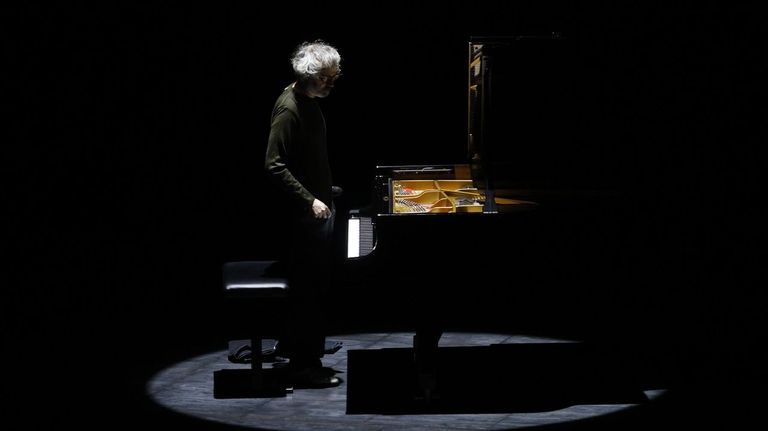 Imagen de archivo de una actuaci&oacute;n de James Rhodes en Lugo