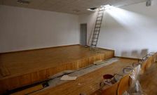 Antelo admiti� las graves deficiencias de la Casa da Cultura de Ba��as denunciadas por Rodr�guez.